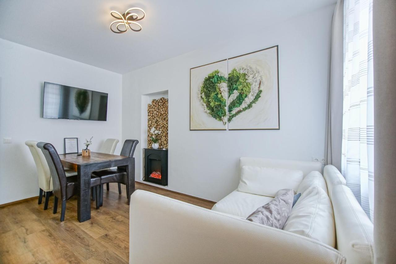 Auszeit Steiraland 8 Mit Ueberdachten Balkon Und Parkplatz Leoben  Exterior foto