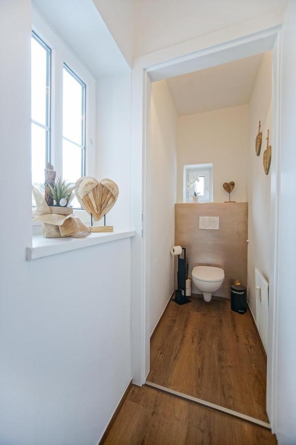 Auszeit Steiraland 8 Mit Ueberdachten Balkon Und Parkplatz Leoben  Exterior foto
